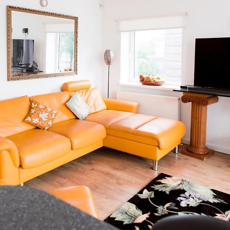 Pass The Keys Stylish 2Bed Rental Unit Glasgow Green Exterior photo